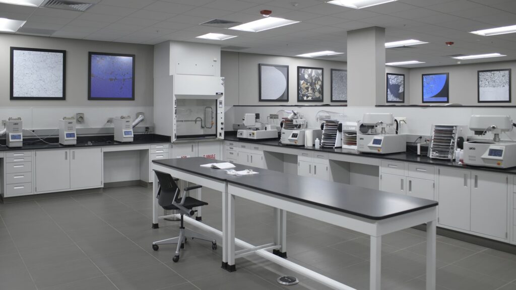 LECO - News - Preparation and Analysis of Sample - Experience Center - 01